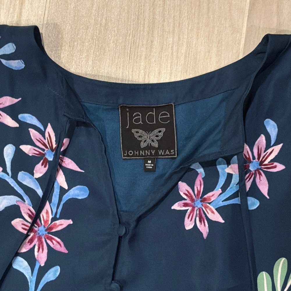 Johnny Was Dark Blue Floral Embroidered Blouse - Picture 2 of 3